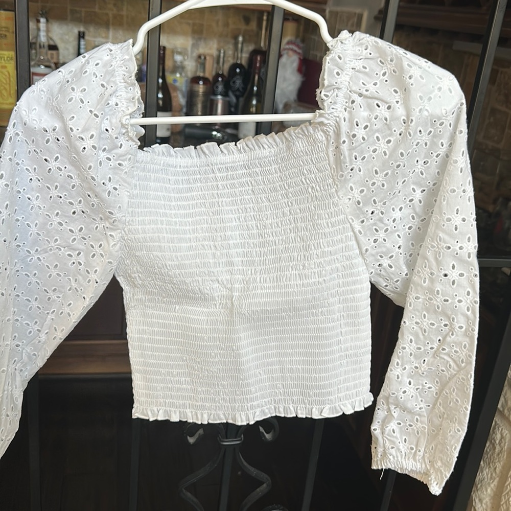 Womens smocked top with eyelet arms. Medium. NWOT